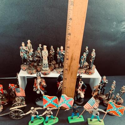 LOT 459: Collection of Toy Soldiers Including 4 Britians 1971 Civil War Soldiers, Civil War Chess Pieces (Not Complete and Revolutionary...
