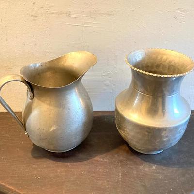 LOT 464: Vintage Celebration / Entertaining Collection - Roly Poly Ombre Glasses, Aluminum Ice Buckets, Pitcher, Party Kit Puerto Rican...