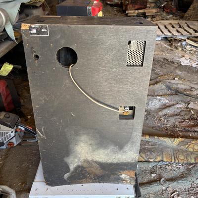 LOT 605: Vintage King of Carib Slot Machine