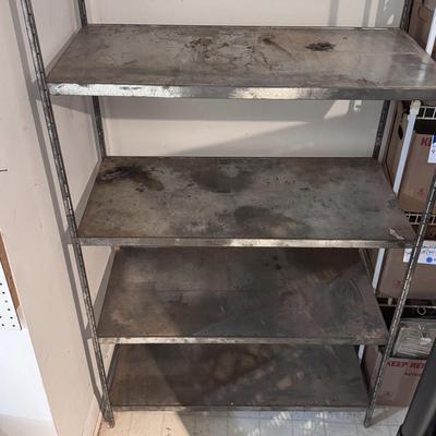 Metal and Plastic Shelving (WC-DZ)