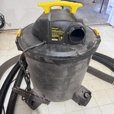 Stanley Wet/Dry 12 gal Vacuum w/ Accessories (WM-DZ)