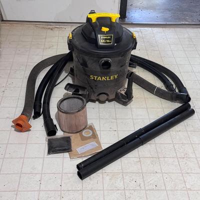 Stanley Wet/Dry 12 gal Vacuum w/ Accessories (WM-DZ)