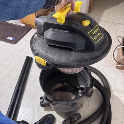 Stanley Wet/Dry 12 gal Vacuum w/ Accessories (WM-DZ)