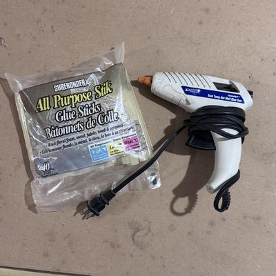 Hobby Tools incl. Two Foam Cutters, Wooden Burning Engraver, and More! (WM-DZ)