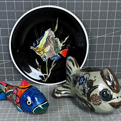 3 Fishes: A Plate  & 2 Figurines