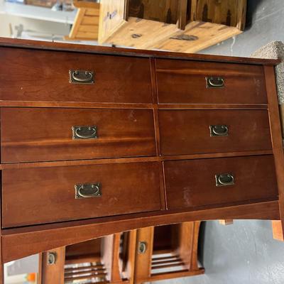 B Chest of Drawers