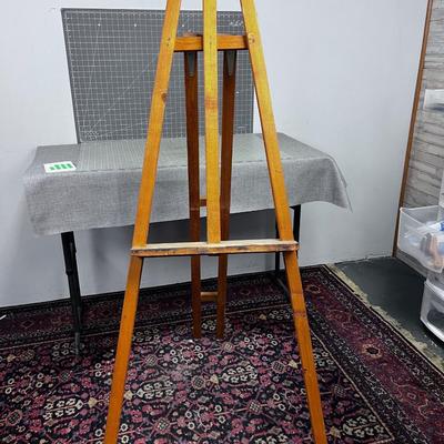 Wood Easel 