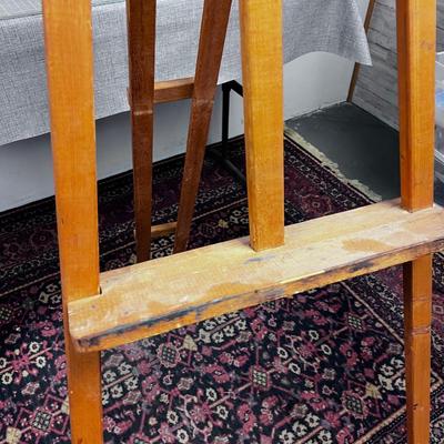 Wood Easel 