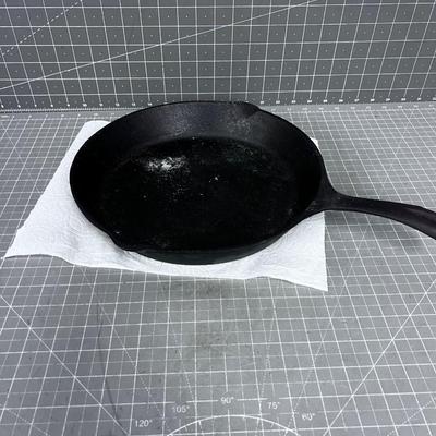 Cast Iron Fry Pan Skillet 