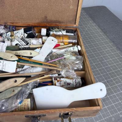 Box full of Oil Paints 