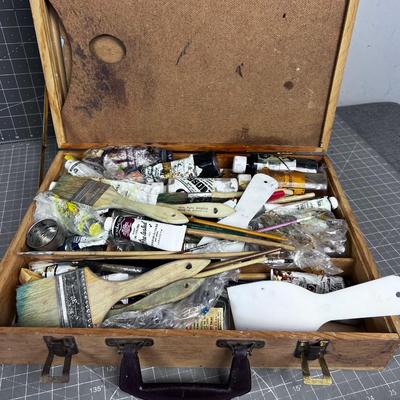 Box full of Oil Paints 