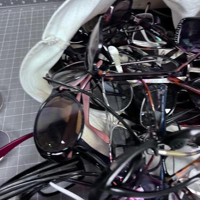 Huge pile of EYE WEAR: Sun Glasses and Readers