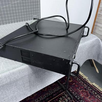MACKIE M-1400 Professional Power Amplifier 
