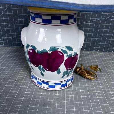 1 Ceramic Table Lamp With Apples