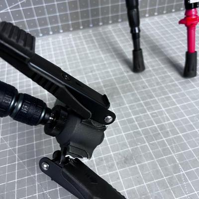 MONO Pod and (2) Trekking Poles 