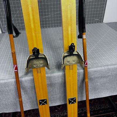 SPLITKEIN Made in Norway Skis 210 With Poles