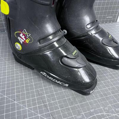 Nordica 27.5 Ski Boots