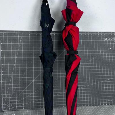 2 Umbrellas 