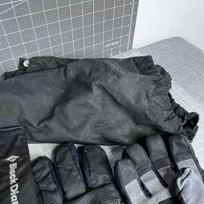 Gloves and Gators 