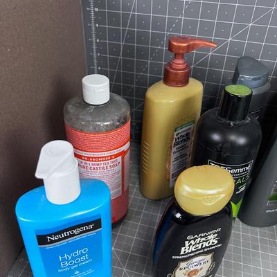 Lot of Bathroom PRODUCTS 