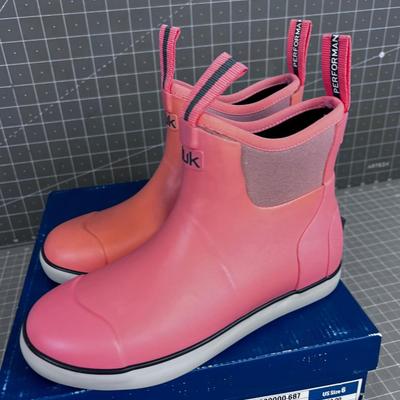 HUK Desert Flower Boots Women's 