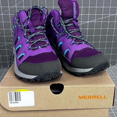MERRIL Girls Size 3 Purple 