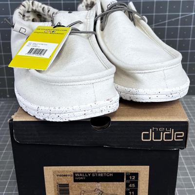 Hey Dude Wally Stretch Canvas Color