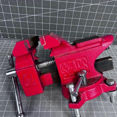 SEARS 4-1/2" Bench Vice 