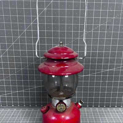 Coleman Model 200 Lantern 