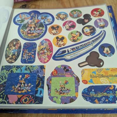 New Disney Photo/Sticker Albums Princesses & Mickey Mouse (G)
