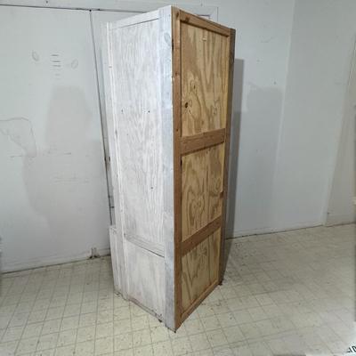 Two White Wooden Shelves (WM-DZ)