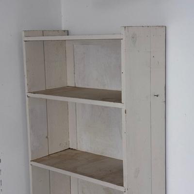 Two White Wooden Shelves (WM-DZ)