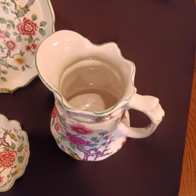 4 PIECES OF OLD FOLEY BONE CHINA FROM STAFFORDSHIRE ENGLAND