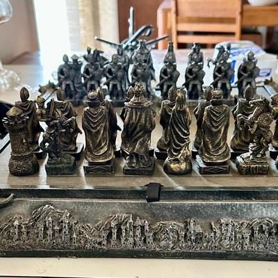Chess set with board