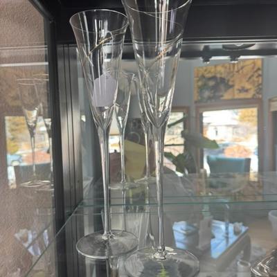 Full Fluted Glass w/gold swirl