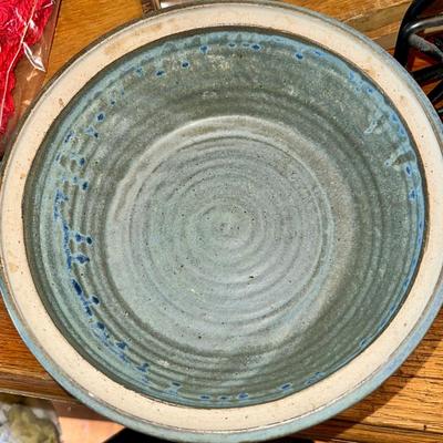 Follette pottery casserole dis