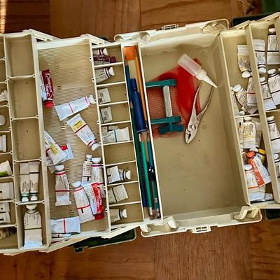Tacklebox with paint
