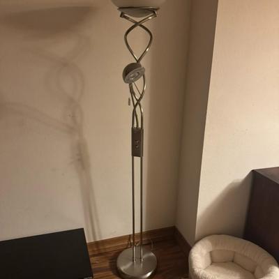Two Headed Swirl Lamp