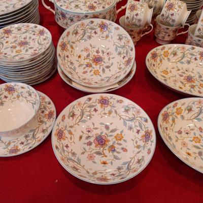 BEAUTIFUL MIKASA BONE CHINA 12 PLACE SETTING WITH EXTRAS