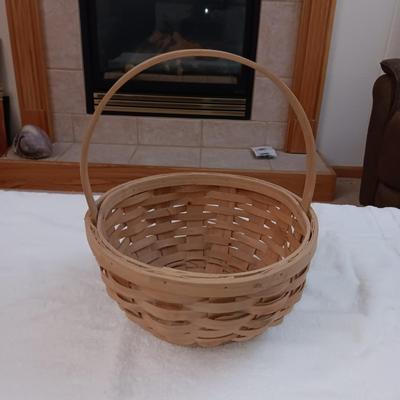 LONGENBERGER LINED BASKET W/2 HANDLES, LID AND AN INTERIOR WOODEN LIFT PLUS A 2ND BASKET