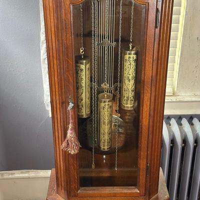 LOT 2L: Vintage Howard Miller Grandfather Clock