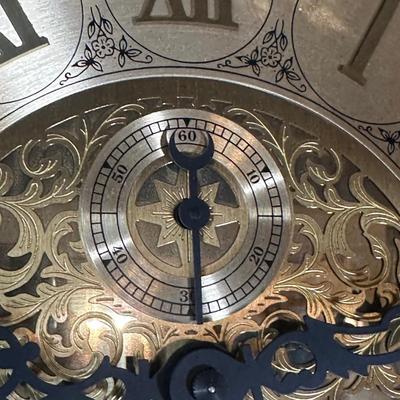 LOT 2L: Vintage Howard Miller Grandfather Clock