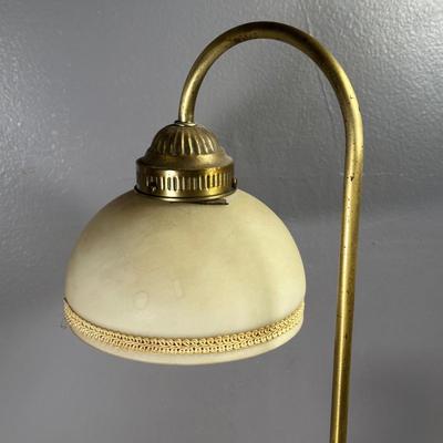 LOT 6D: The Crosa Collection Lady in Garden Table Lamp