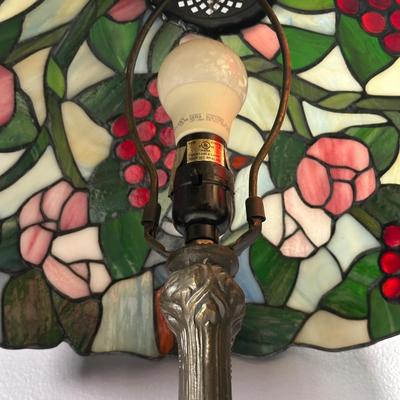LOT 7D: Stained Glass Tiffany-Style Lamp