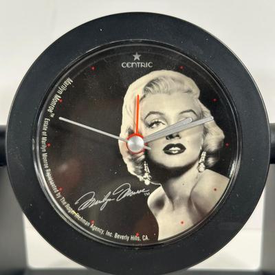 LOT 12D: Marilyn Monroe Decor Collection