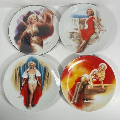 LOT 16D: Vintage Delphi Marilyn Monroe Decorative Plates