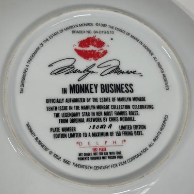 LOT 16D: Vintage Delphi Marilyn Monroe Decorative Plates