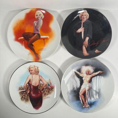LOT 16D: Vintage Delphi Marilyn Monroe Decorative Plates