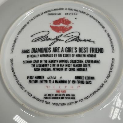 LOT 16D: Vintage Delphi Marilyn Monroe Decorative Plates