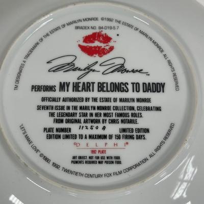 LOT 16D: Vintage Delphi Marilyn Monroe Decorative Plates